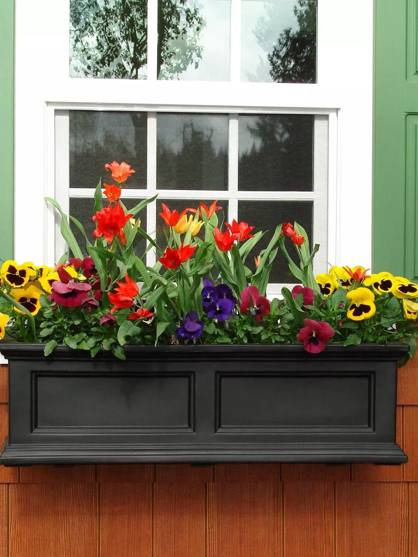 Fairfield Self-Watering Window Box, 3’ Fairfield Self-Watering Window Box, 3’ -Gardene Supply Sales 39344 102V tif