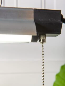 Miracle LED® Hangable LED Grow Light 2 Miracle LED® Hangable LED Grow Light -Gardene Supply Sales 3 4 crop 8612977 5517