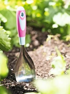 Dirty Little Digger™ -Gardene Supply Sales 8594982 9961 tif