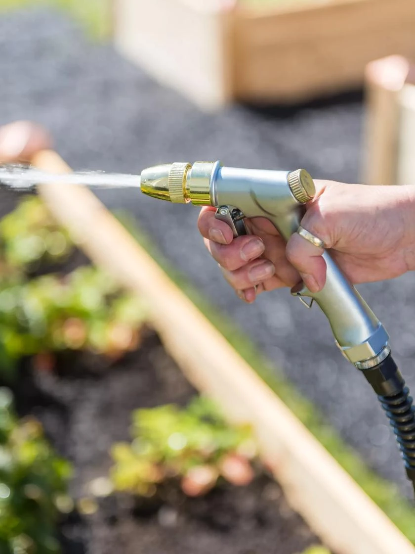 Gardener’s Lifetime Twist Deluxe Hose Nozzle Gardener’s Lifetime Twist Deluxe Hose Nozzle -Gardene Supply Sales 8600140 0090 tif