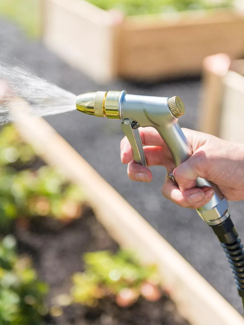 Gardener’s Lifetime Twist Deluxe Hose Nozzle Gardener’s Lifetime Twist Deluxe Hose Nozzle -Gardene Supply Sales 8600140 0097 tif