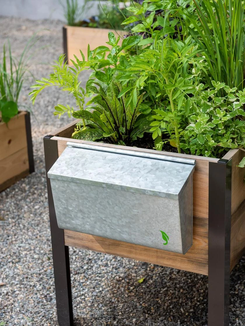 Galvanized Garden Tool Storage Box Galvanized Garden Tool Storage Box -Gardene Supply Sales 8610811 002 tif