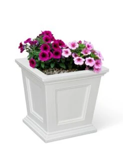 Fairfield Self-Watering Square Planter, 16” X 16” -Gardene Supply Sales 8611695 16V tif