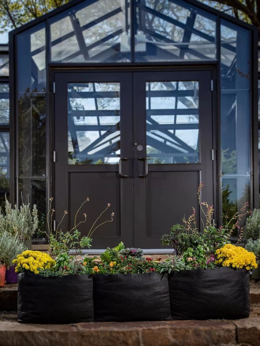 Smart Pot® Raised Bed Planter, Black Smart Pot® Raised Bed Planter, Black -Gardene Supply Sales 8612056 01V jpg