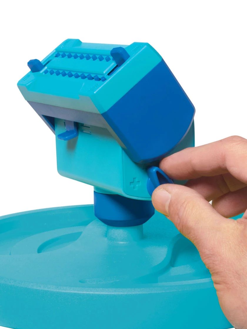 Aqua Joe® AJ-OSPR20 20-Nozzle Oscillating Sprinkler Aqua Joe® AJ-OSPR20 20-Nozzle Oscillating Sprinkler -Gardene Supply Sales 8612868 06v