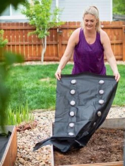 SeedSheets Organic Vegetable Garden, Easy Breezy Caprese, 4' X 8' -Gardene Supply Sales 8613295 10V 3